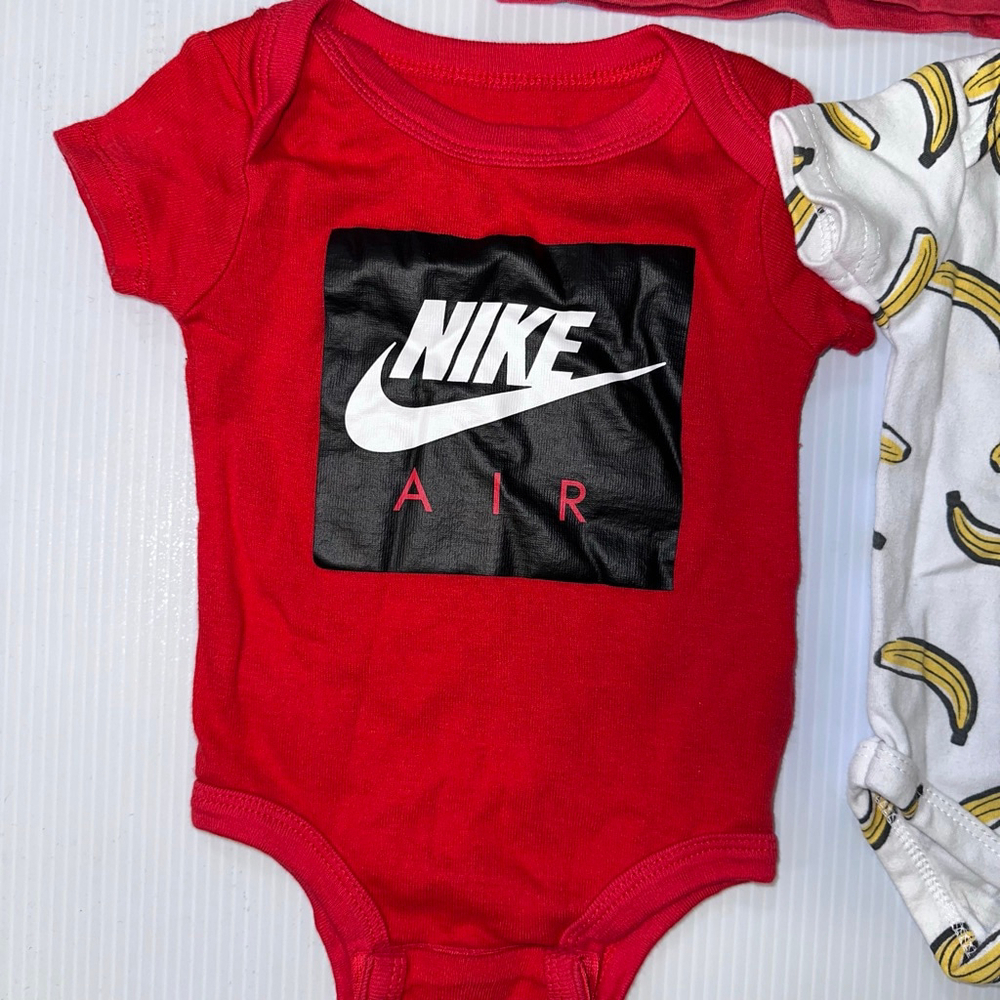 Lot of 3 Baby Boy Mixed Bundle 0-6M 0-3M 3M Nike Chick Pea Carter’s - Picture 3 of 9